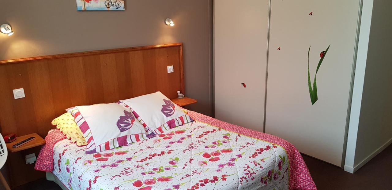 Au Bosquet Fleuri Hotel